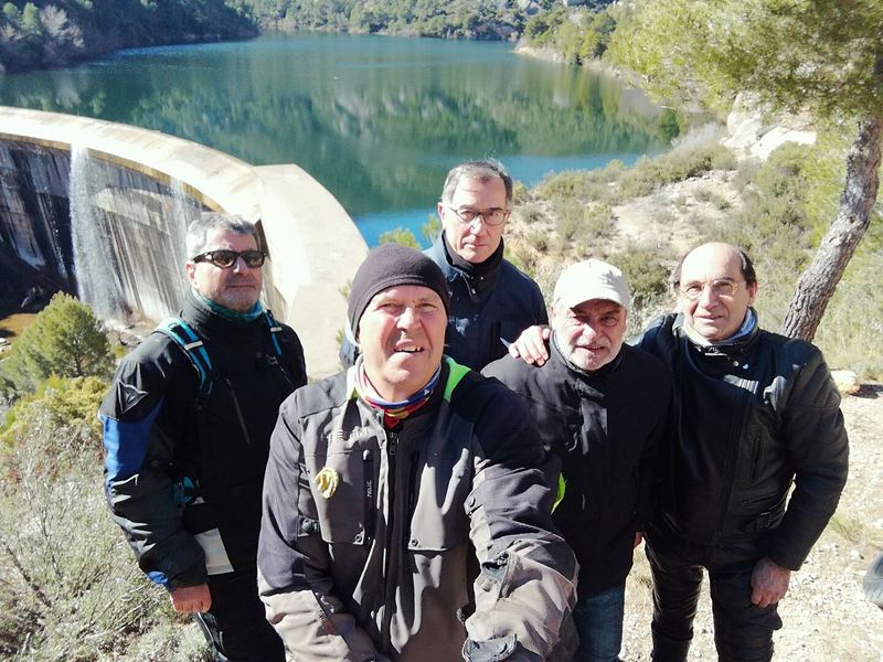 Volta al Priorat, dinant a la Vilella Baixa (1d) i volta al Delta (2d).